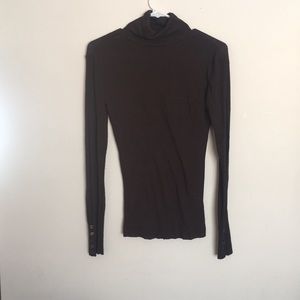 Caslon Turtle Neck